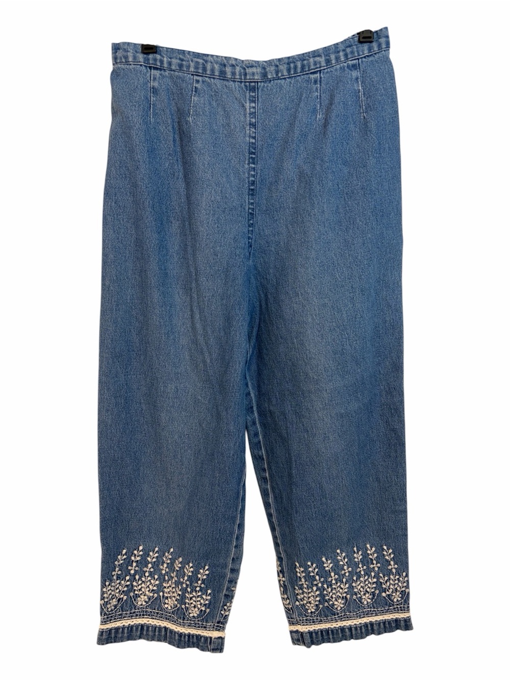 c.b. casuals -  Embroidered Hem Blue Women’s Jeans Size Petite Medium
